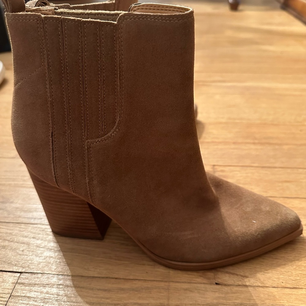 Women's Tan Ankle Boots